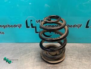 Used Rear coil spring BMW 3 serie Compact (E46/5) 316ti 16V Price € 15,00 Margin scheme offered by Autodemontagebedrijf Otte