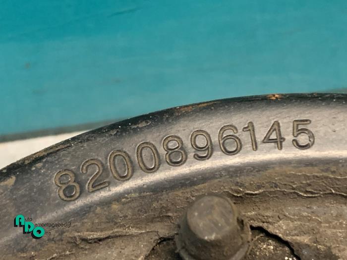 Rear wheel bearing from a Nissan Note (E11) 1.6 16V 2008