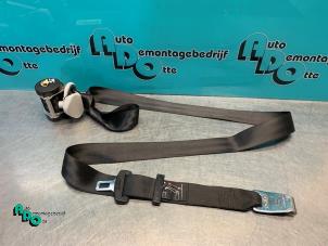 Used Rear seatbelt, left Ford Galaxy (WGR) 2.3i 16V Price € 20,00 Margin scheme offered by Autodemontagebedrijf Otte