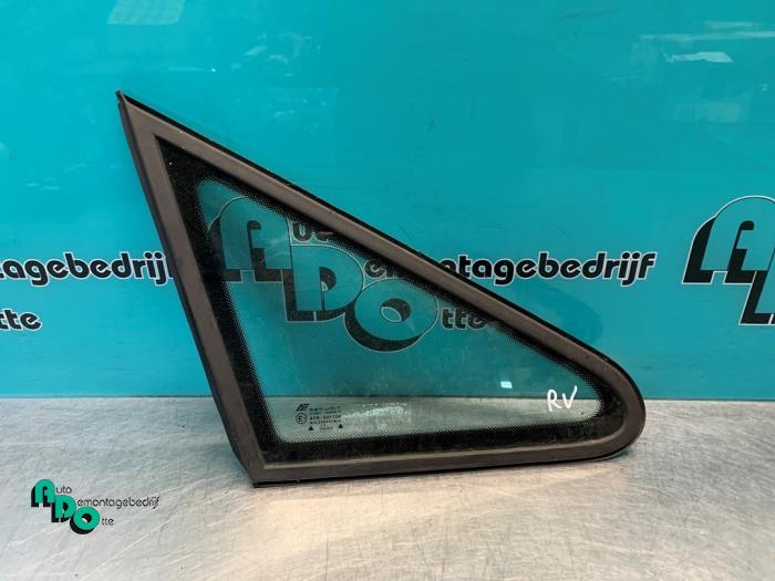 Usados Ventanilla triangular derecha delante Ford Galaxy (WGR) 2.3i 16V Precio € 25,00 Norma de margen ofrecido por Autodemontagebedrijf Otte