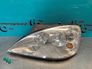 Used Headlight, left Ford Galaxy (WGR) 2.3i 16V Price € 30,00 Margin scheme offered by Autodemontagebedrijf Otte