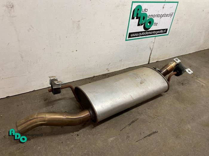 Exhaust rear silencer from a Volkswagen Golf III Cabrio Restyling (1E7) 1.8 Kat. 2001