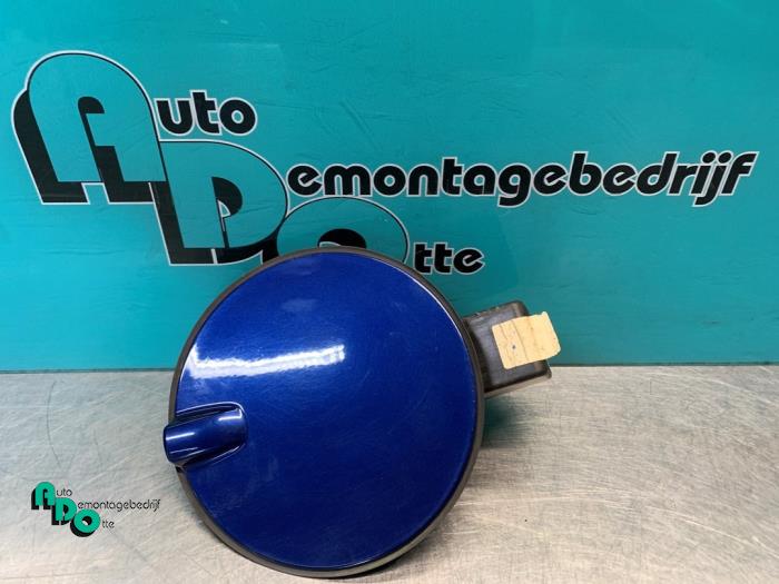Gebrauchte Tankklappe Opel Astra H SW (L35) 1.6 16V Twinport Preis € 10,00 Margenregelung angeboten von Autodemontagebedrijf Otte