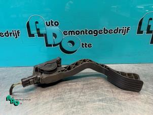 Used Throttle pedal position sensor Peugeot 307 (3A/C/D) 1.6 16V Price € 20,00 Margin scheme offered by Autodemontagebedrijf Otte