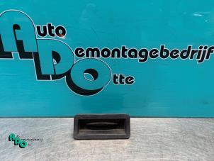 Used Tailgate handle Ford Focus 2 Wagon 1.6 Ti-VCT 16V Price € 10,00 Margin scheme offered by Autodemontagebedrijf Otte