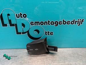 Used Steering wheel mounted radio control Ford Focus 2 Wagon 1.6 Ti-VCT 16V Price € 10,00 Margin scheme offered by Autodemontagebedrijf Otte