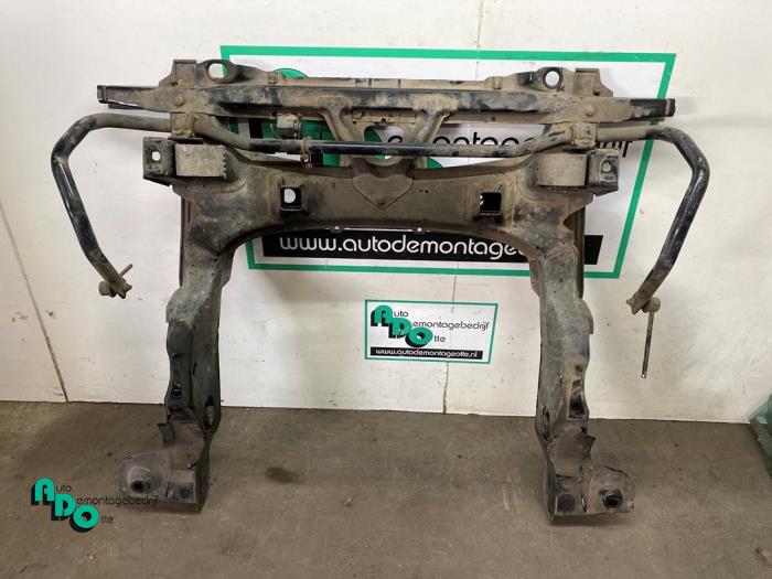 Used Subframe Mercedes B (W245) 2.0 B-200 16V Price € 100,00 Margin scheme offered by Autodemontagebedrijf Otte