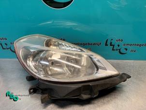 ② PHARE DROIT Renault Clio III (BR / CR) (8200244897) — Éclairage