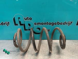 Used Rear coil spring Nissan Note (E11) 1.4 16V Price € 10,00 Margin scheme offered by Autodemontagebedrijf Otte
