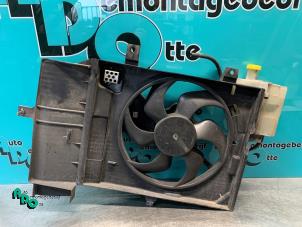 Used Cooling fans Nissan Note (E11) 1.4 16V Price € 35,00 Margin scheme offered by Autodemontagebedrijf Otte