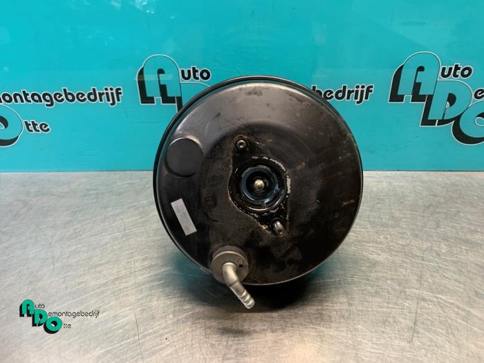 Usagé Assistant de freinage Lexus IS (E2) 200 2.0 24V Prix € 35,00 Règlement à la marge proposé par Autodemontagebedrijf Otte