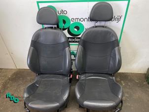 Used Set of upholstery (complete) BMW Mini One/Cooper (R50) 1.6 16V Cooper Price € 200,00 Margin scheme offered by Autodemontagebedrijf Otte
