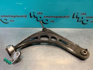 Usagé Bras de suspension avant droit BMW 3 serie Compact (E46/5) 316ti 16V Prix € 30,00 Règlement à la marge proposé par Autodemontagebedrijf Otte