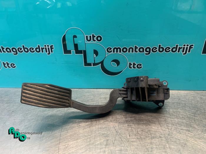 Begagnade Gaspedalsensor Fiat Punto Evo (199) 1.3 JTD Multijet 85 16V Euro 5 Pris € 10,00 Marginaltabell erbjuds av Autodemontagebedrijf Otte