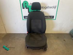 Used Seat, left Hyundai i10 (F5) 1.2i 16V Price € 45,00 Margin scheme offered by Autodemontagebedrijf Otte