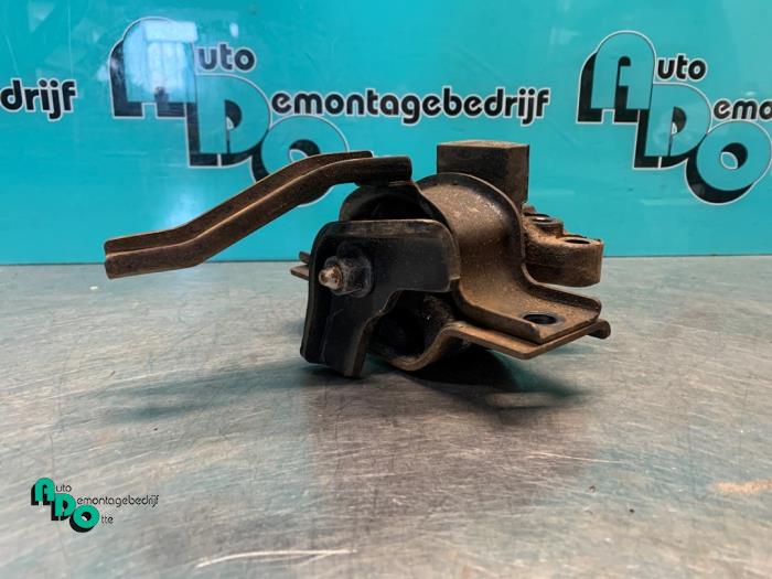 Used Engine mount Hyundai i10 (F5) 1.2i 16V Price € 25,00 Margin scheme offered by Autodemontagebedrijf Otte