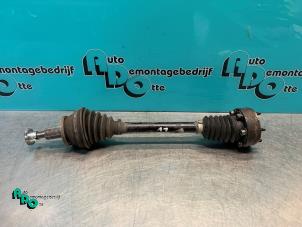 Usagé Arbre de transmission avant gauche Volkswagen Fox (5Z) 1.2 Prix € 25,00 Règlement à la marge proposé par Autodemontagebedrijf Otte