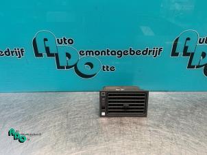 Used Dashboard vent Iveco New Daily I/II 35.10 Price € 20,00 Margin scheme offered by Autodemontagebedrijf Otte