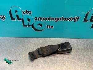 Used Rear seatbelt buckle, left BMW 1 serie (E87/87N) 118d 16V Price € 10,00 Margin scheme offered by Autodemontagebedrijf Otte