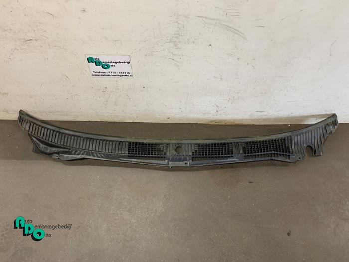 Używane Parawan Toyota Starlet (EP8/NP8) 1.3 Friend,XLi 12V Cena € 20,00 Procedura marży oferowane przez Autodemontagebedrijf Otte