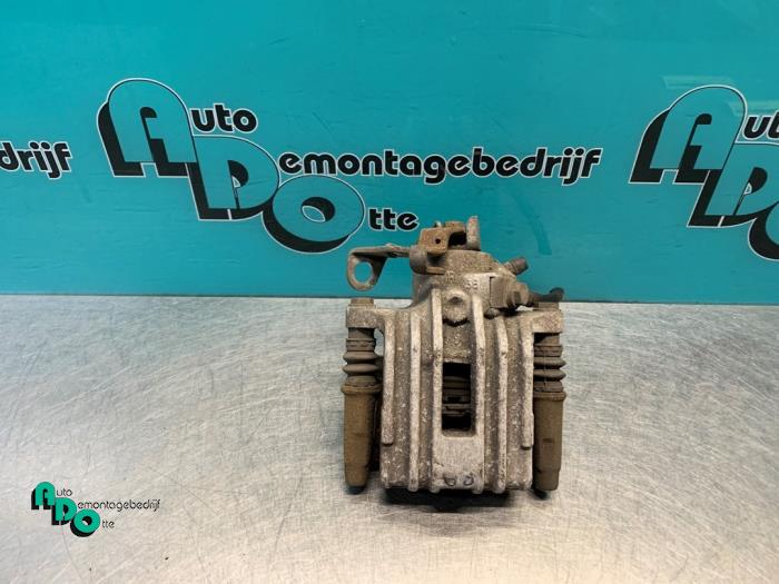 Gebrauchte Bremszange rechts hinten Seat Ibiza III (6L1) 1.4 16V 100 Preis € 25,00 Margenregelung angeboten von Autodemontagebedrijf Otte