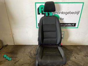 Used Seat, right Volkswagen Golf VI (5K1) 1.4 TSI 122 16V Price € 120,00 Margin scheme offered by Autodemontagebedrijf Otte