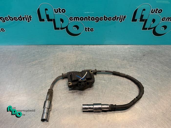Usagé Bobine Smart Fortwo Coupé (450.3) 0.7 Prix € 10,00 Règlement à la marge proposé par Autodemontagebedrijf Otte