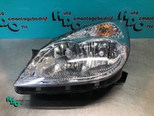 Usagé Phare gauche Citroen C5 I Berline (DC) 2.0 HDi 110 Prix € 25,00 Règlement à la marge proposé par Autodemontagebedrijf Otte