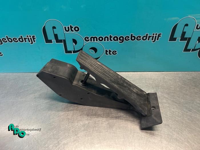 Gebrauchte Gaspedalposition Sensor BMW 5 serie (E60) 525i 24V Preis € 25,00 Margenregelung angeboten von Autodemontagebedrijf Otte