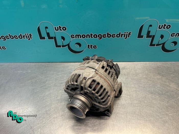 Begagnade Dynamo Opel Astra H (L48) 1.6 16V Twinport Pris € 25,00 Marginaltabell erbjuds av Autodemontagebedrijf Otte