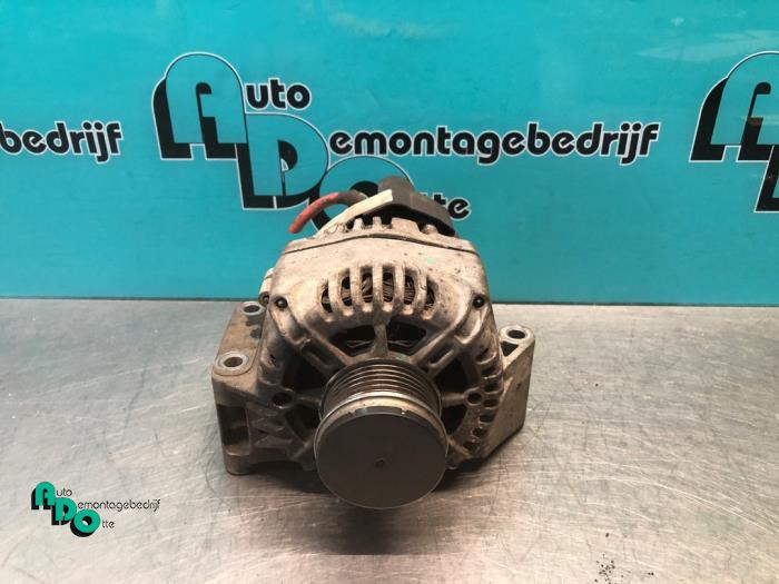 Usagé Dynamo Opel Combo (Corsa C) 1.3 CDTI 16V Prix € 30,00 Règlement à la marge proposé par Autodemontagebedrijf Otte
