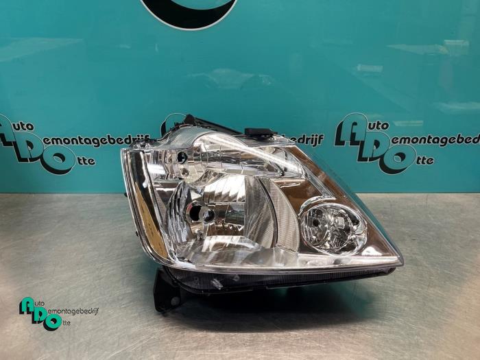 Nowe Reflektor prawy Renault Modus/Grand Modus (JP) 1.2 16V Eco Cena € 50,00 Z VAT oferowane przez Autodemontagebedrijf Otte