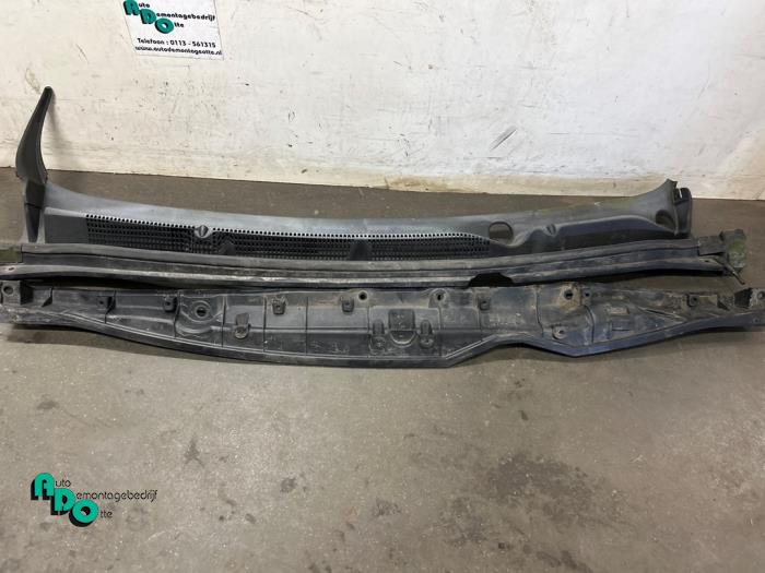 Używane Parawan Opel Karl 1.0 12V Cena € 25,00 Procedura marży oferowane przez Autodemontagebedrijf Otte