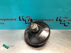 Usagé Servo frein Renault Twingo II (CN) 1.2 16V Prix € 20,00 Règlement à la marge proposé par Autodemontagebedrijf Otte
