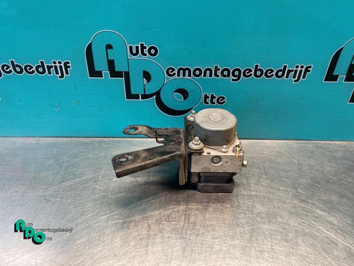 Begagnade ABS-pump Citroen C1 1.0 12V Pris € 10,00 Marginaltabell erbjuds av Autodemontagebedrijf Otte