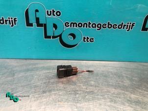 Usagé Commutateur clim Toyota Aygo (B10) 1.0 12V VVT-i Prix € 10,00 Règlement à la marge proposé par Autodemontagebedrijf Otte
