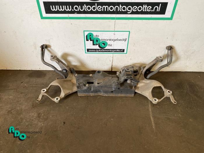 Usados Subchasis Honda Civic (FK/FN) 1.8i VTEC 16V Precio € 50,00 Norma de margen ofrecido por Autodemontagebedrijf Otte