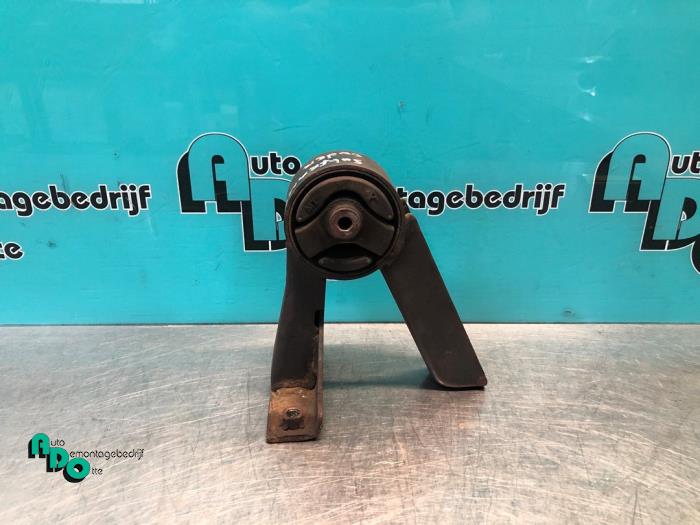 Used Engine mount Opel Agila (B) 1.2 16V Price € 20,00 Margin scheme offered by Autodemontagebedrijf Otte