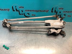 Begagnade Torkarmotor + mekanism Ford Mondeo IV Wagon 1.8 TDCi 125 16V Pris € 20,00 Marginaltabell erbjuds av Autodemontagebedrijf Otte