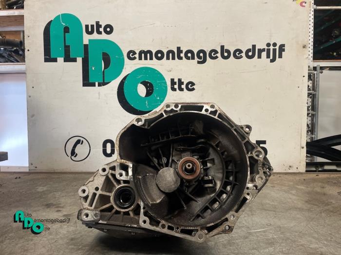 Usagé Boîte de vitesse Chevrolet Aveo (300) 1.2 16V Prix € 225,00 Règlement à la marge proposé par Autodemontagebedrijf Otte