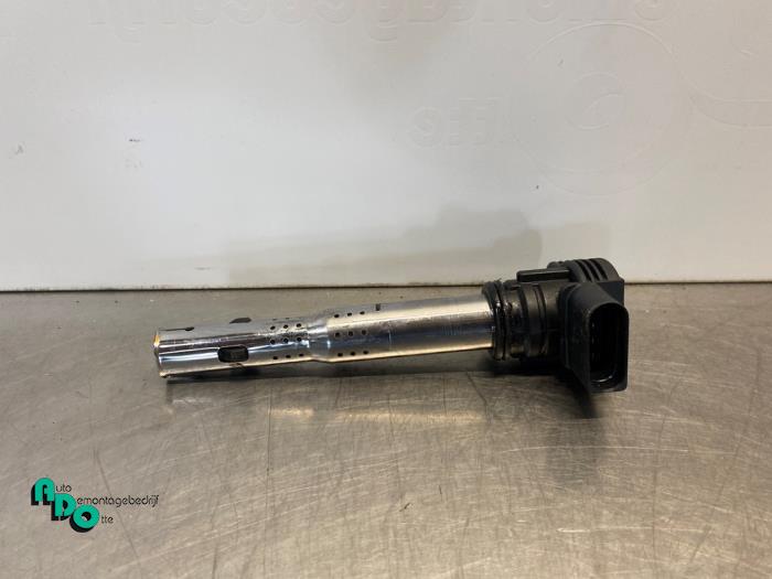 Usagé Broche bobine Volkswagen Golf V (1K1) 2.0 FSI 16V Prix € 10,00 Règlement à la marge proposé par Autodemontagebedrijf Otte