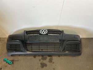 Usagé Pare-chocs avant Volkswagen Golf V (1K1) 2.0 TDI 16V Prix € 165,00 Règlement à la marge proposé par Autodemontagebedrijf Otte