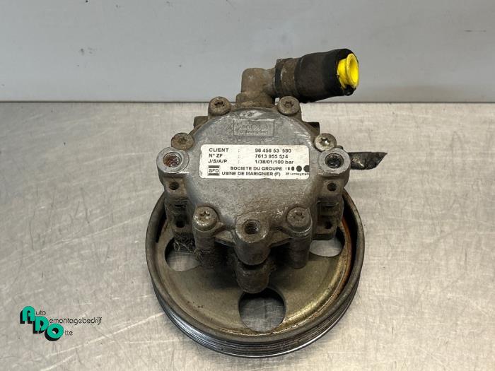 Usagé Pompe de direction Fiat Ducato (230/231/232/234) 2.0 JTD Prix € 30,00 Règlement à la marge proposé par Autodemontagebedrijf Otte