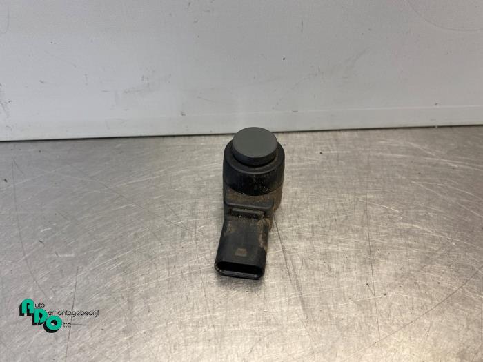 Usados Sensor PDC Volkswagen Caddy Combi III (2KB,2KJ) 1.9 TDI 4Motion Precio € 15,00 Norma de margen ofrecido por Autodemontagebedrijf Otte