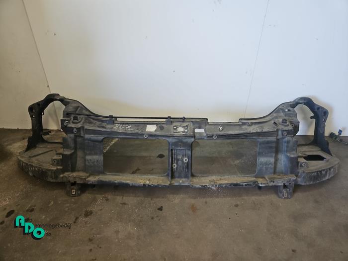 Begagnade Front Opel Movano (4A1; 4A2; 4B2; 4B3; 4C2; 4C3) 2.5 CDTI Pris € 45,00 Marginaltabell erbjuds av Autodemontagebedrijf Otte