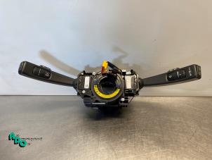 Begagnade Spak, rattstång Volvo V40 (MV) 1.6 D2 Pris € 25,00 Marginaltabell erbjuds av Autodemontagebedrijf Otte