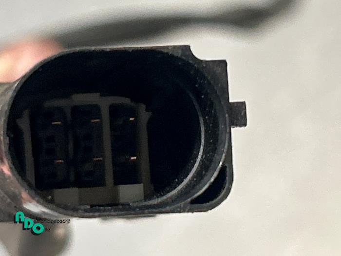 Lambda probe from a Volkswagen Polo V (6R) 1.2 TDI 12V BlueMotion 2011