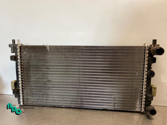 Used Radiator Volkswagen Polo V (6R) 1.2 TDI 12V BlueMotion Price € 30,00 Margin scheme offered by Autodemontagebedrijf Otte