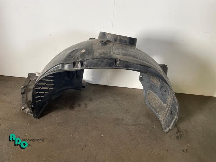Używane Nadkole BMW X2M35 (F39) M35i 2.0 16V Twin Power Turbo Cena € 45,00 Procedura marży oferowane przez Autodemontagebedrijf Otte