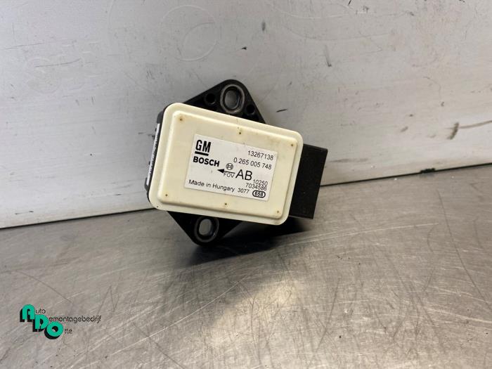 Begagnade Esp Duo-sensor Opel Meriva (B) 1.7 CDTI 16V Pris € 10,00 Marginaltabell erbjuds av Autodemontagebedrijf Otte